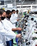 سومیتومو تنشأ أكبر مصنع لإنتاج الضفائر الكهربائية للسيارات بمصر